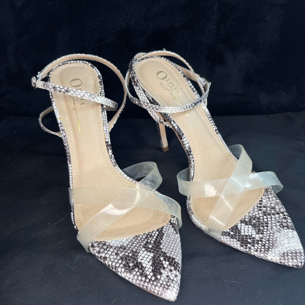 Heels - Picture 2 of 2